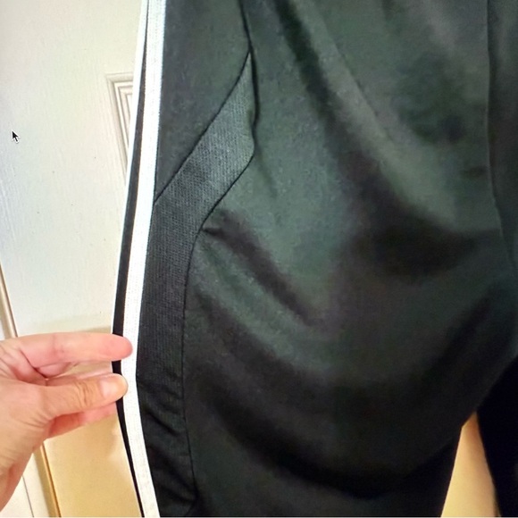 Adidas men’s Black Joggers with White Stripes and zippered ankles size XL - Picture 9 of 11